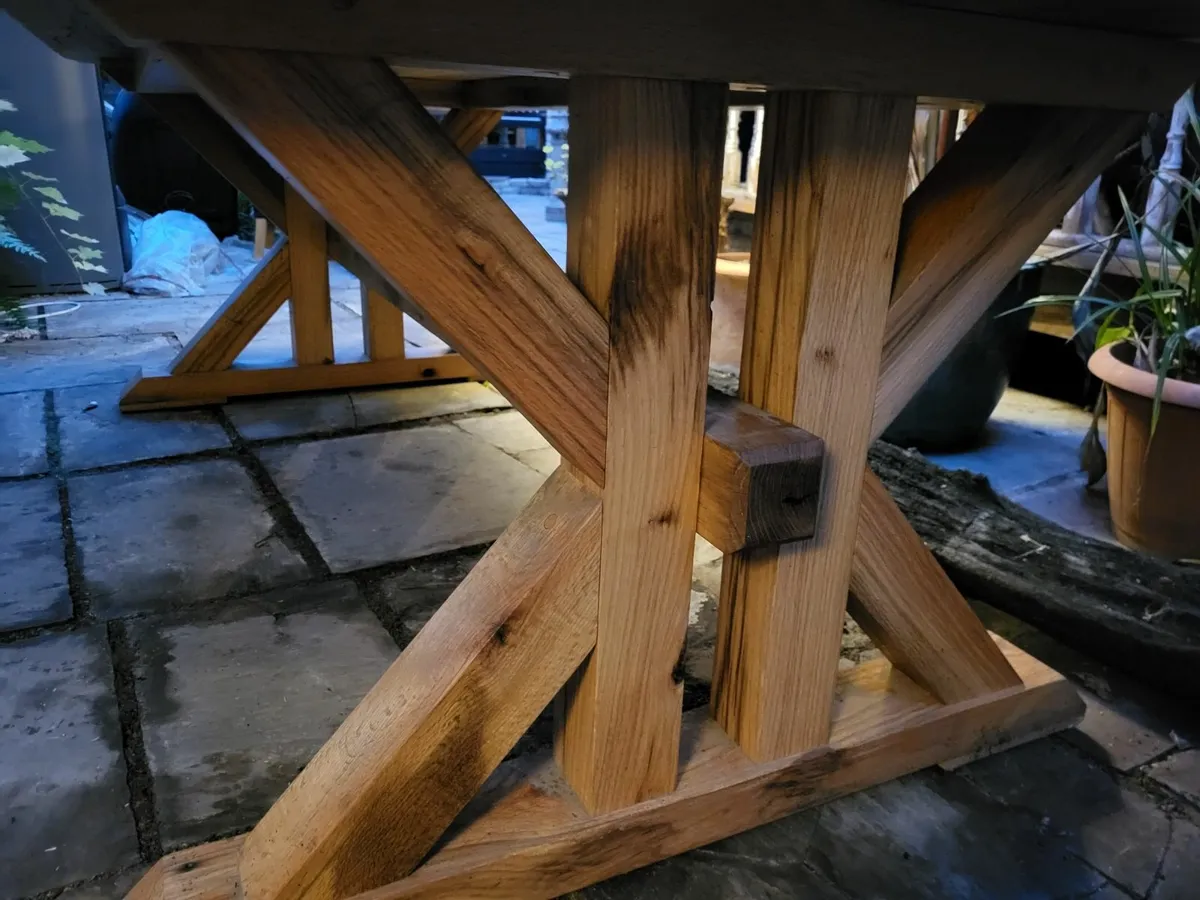 Traditional Oak Dining Table - Image 2