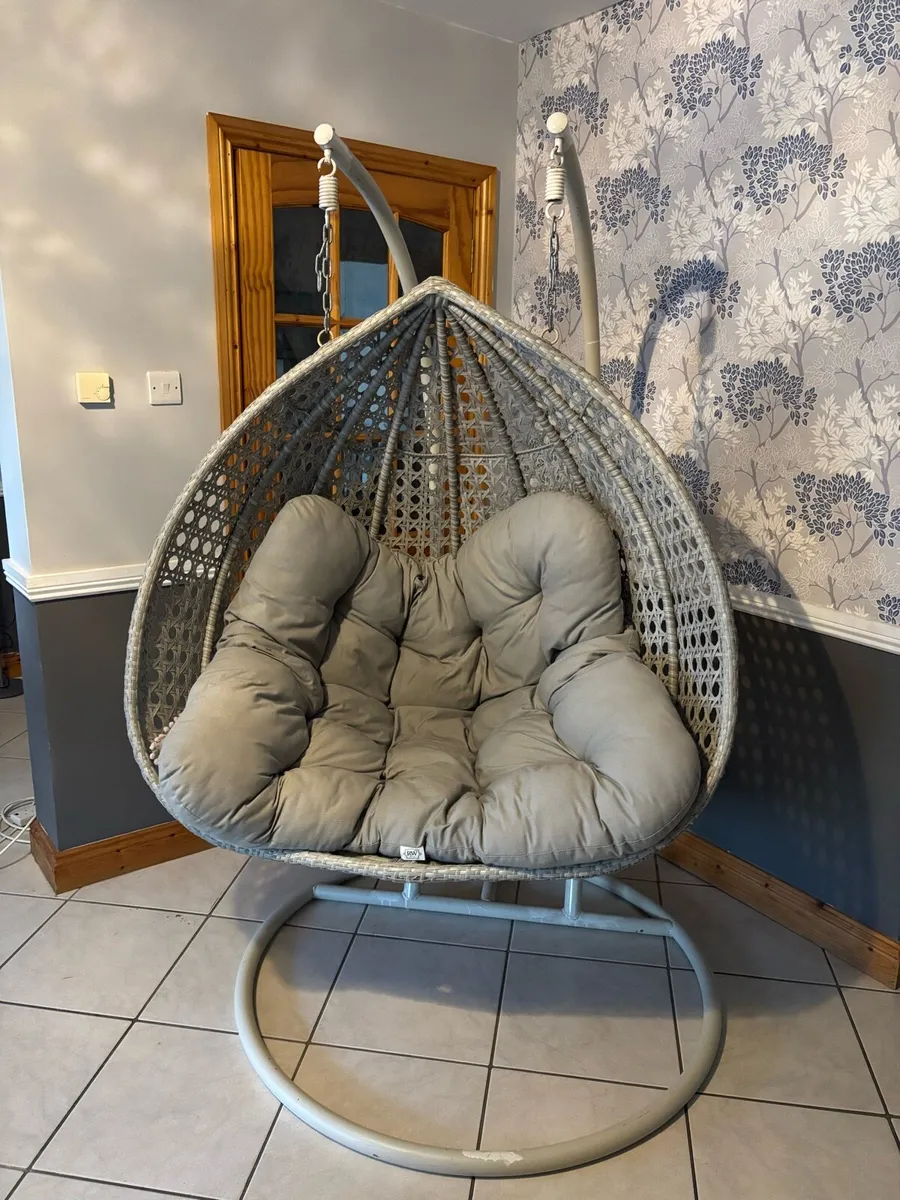 Double swing chair - Image 1