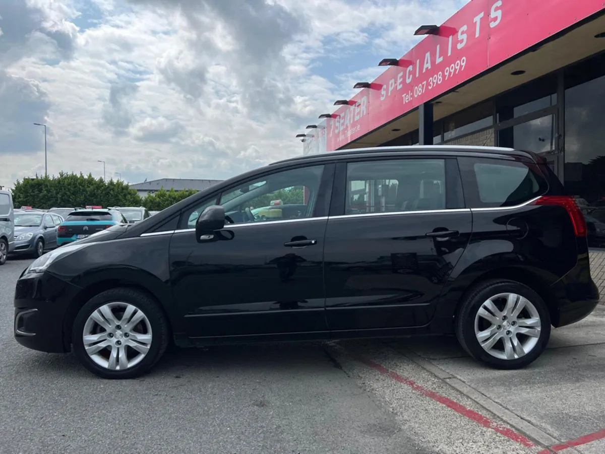 Peugeot 5008 1.6 HDI BLUE ACTIVE 120 BHP LOW MILEA - Image 3