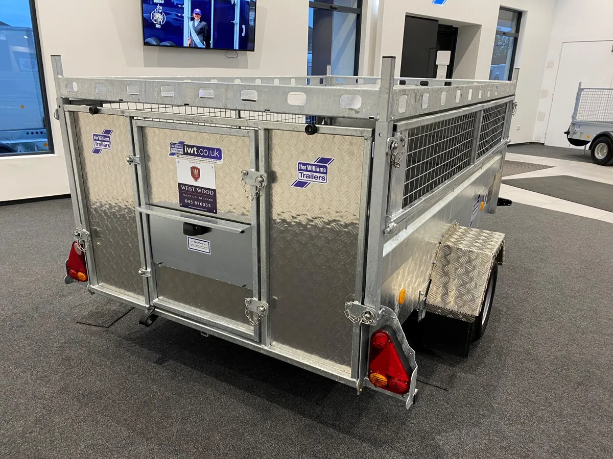 T823761  Q8e  8'2'' x  4'9'' Ifor Williams Trailer - Image 3