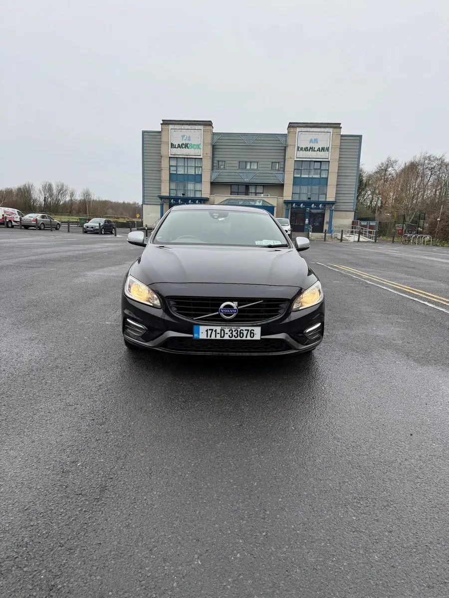 Volvo s60 R-Design 2017 - Image 2