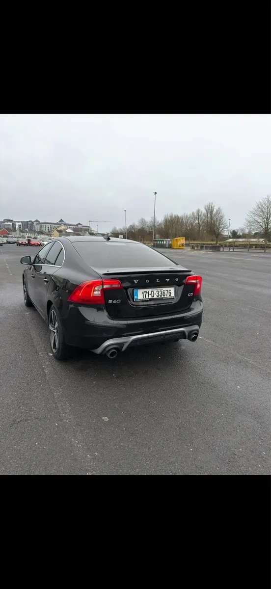 Volvo s60 R-Design 2017 - Image 4