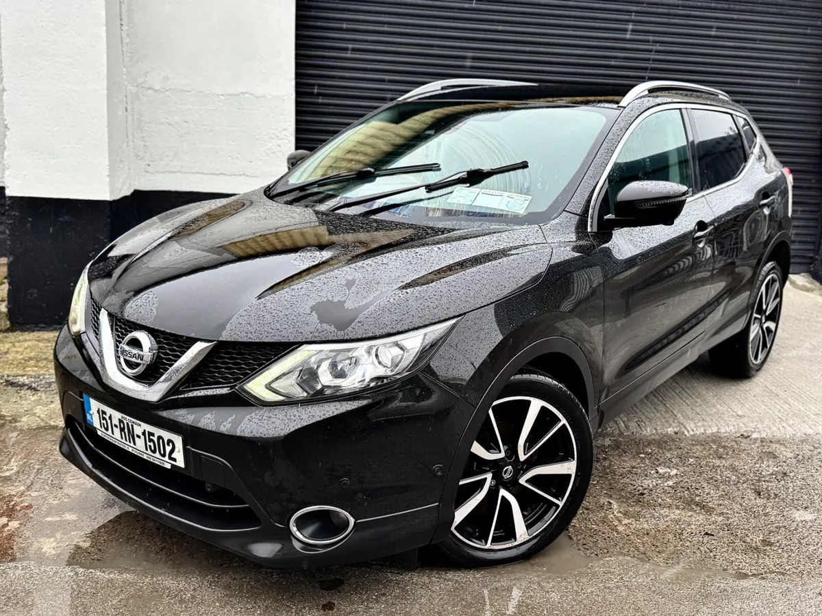 Nissan Qashqai 2015 TOP SPEC!! - Image 1