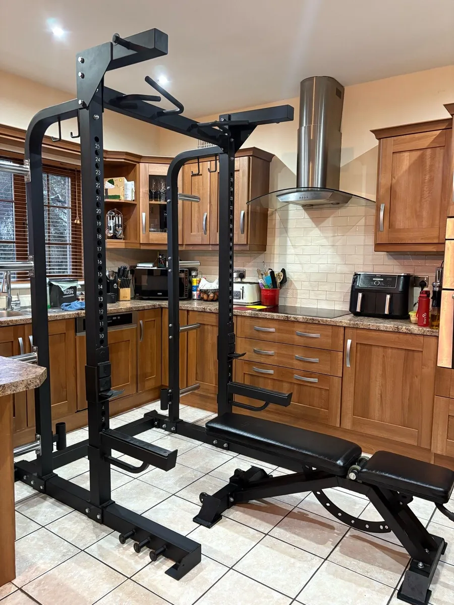 COMMERCIAL GYM SPEC POWER RACK + VERY HEAVY BENCH - Image 1