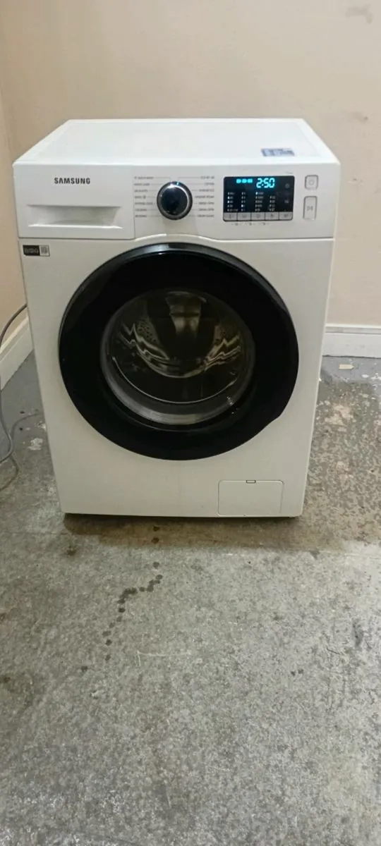 Samsung washing machine - Image 1