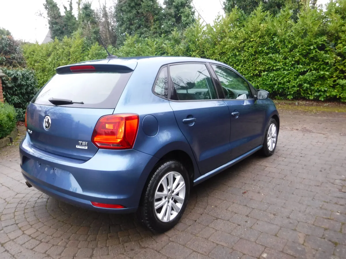 VW POLO 1.2 AUTO COMFORTLINE LOW MILES - Image 3