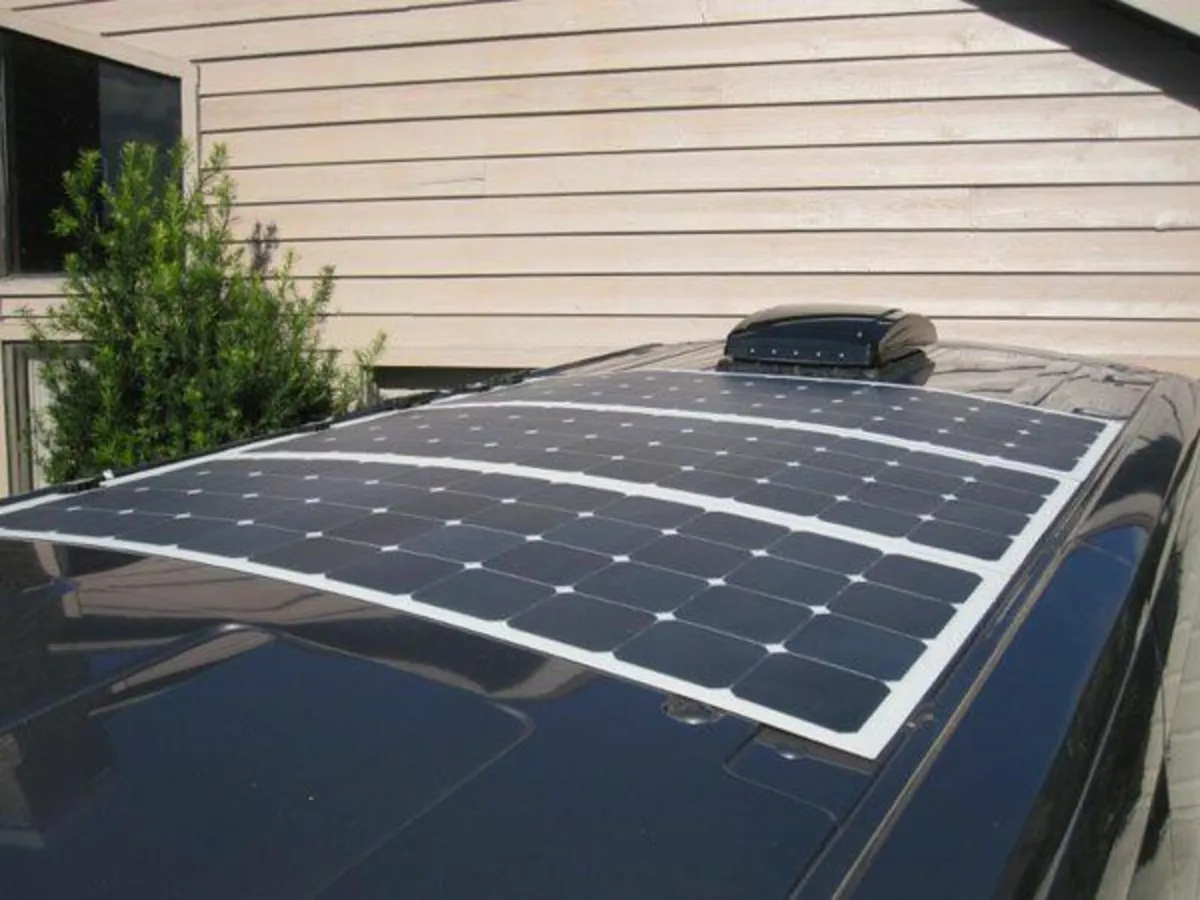 300W Solar Panel Kit for Camper Van - Image 1
