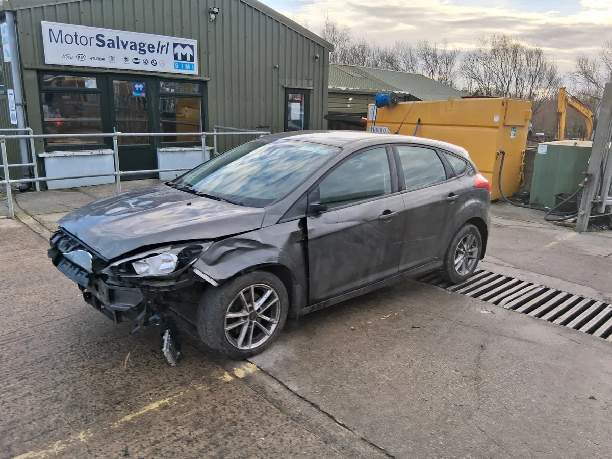 2017 FORD FOCUS 1.5 DSL (for parts only ) - Image 1