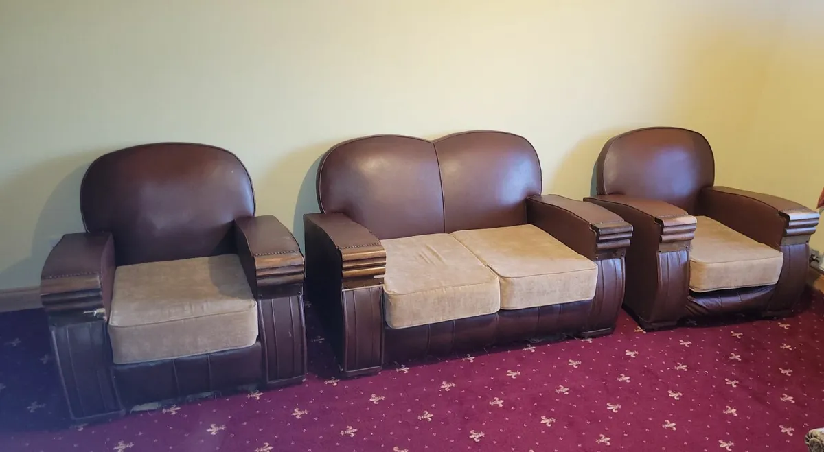 3 piece suite - Image 1