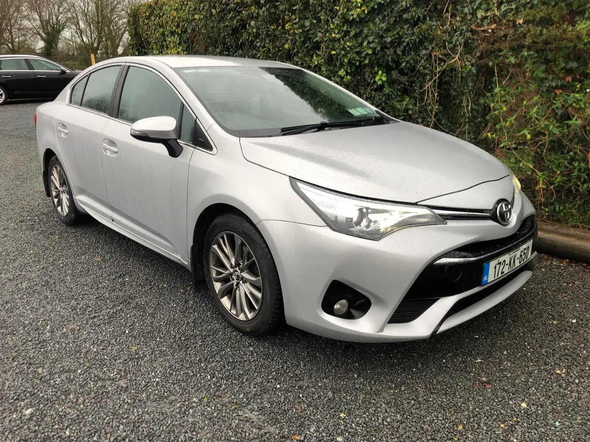 Toyota Avensis 2017 - Image 2