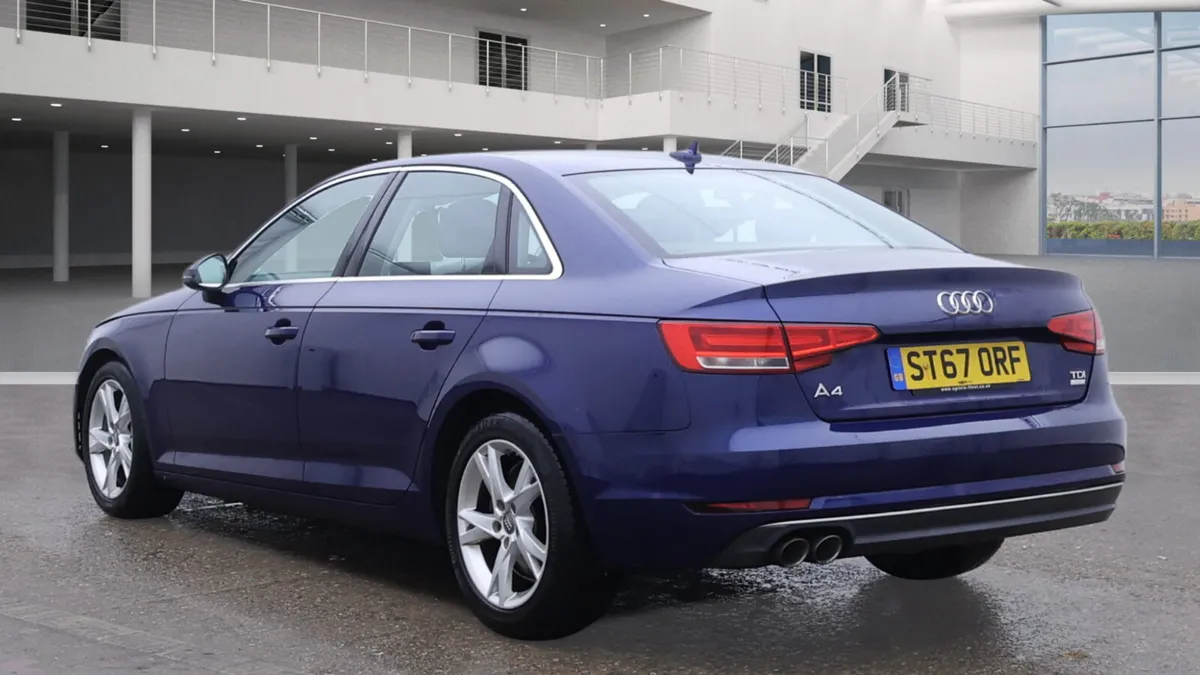 Audi A4 2018 SPORT ULTRA - Image 3