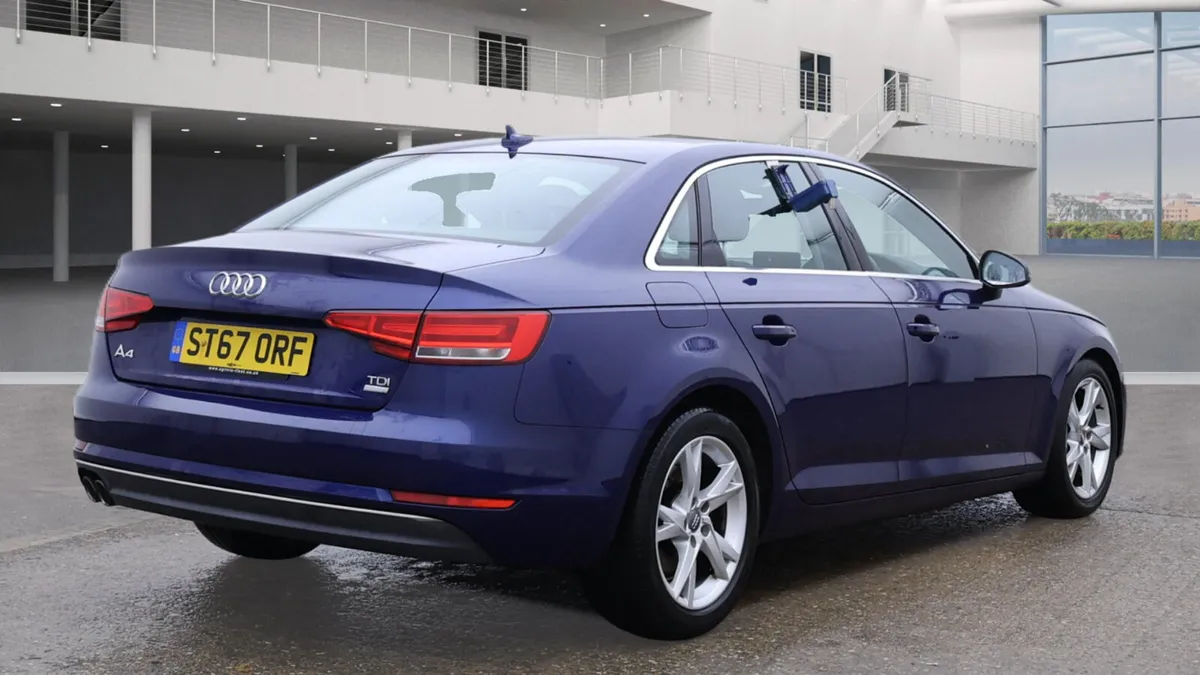 Audi A4 2018 SPORT ULTRA - Image 4