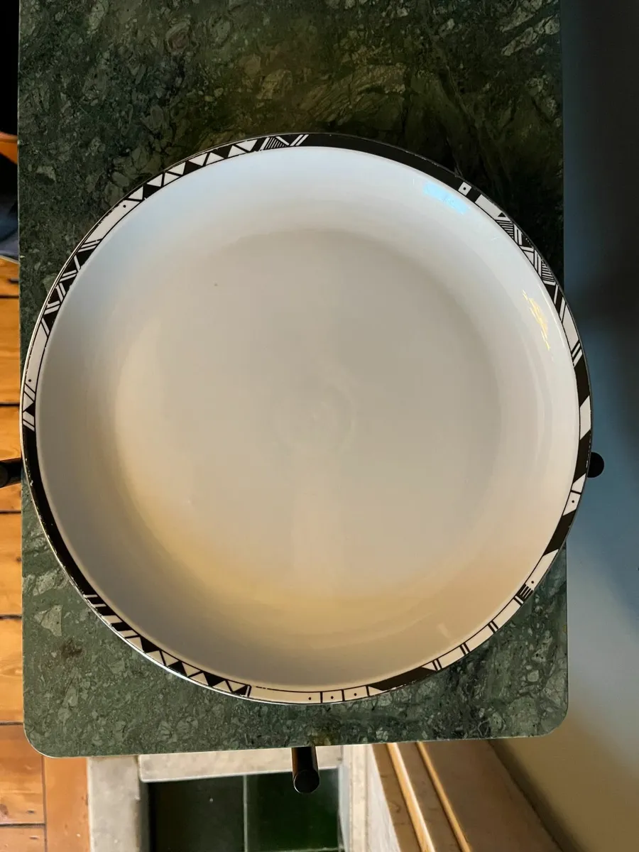 Dinner / Serving plates (free)