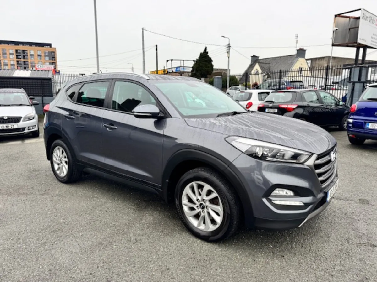 Hyundai Tucson 2016 1 OWNER FROM NEW FSH - Image 1