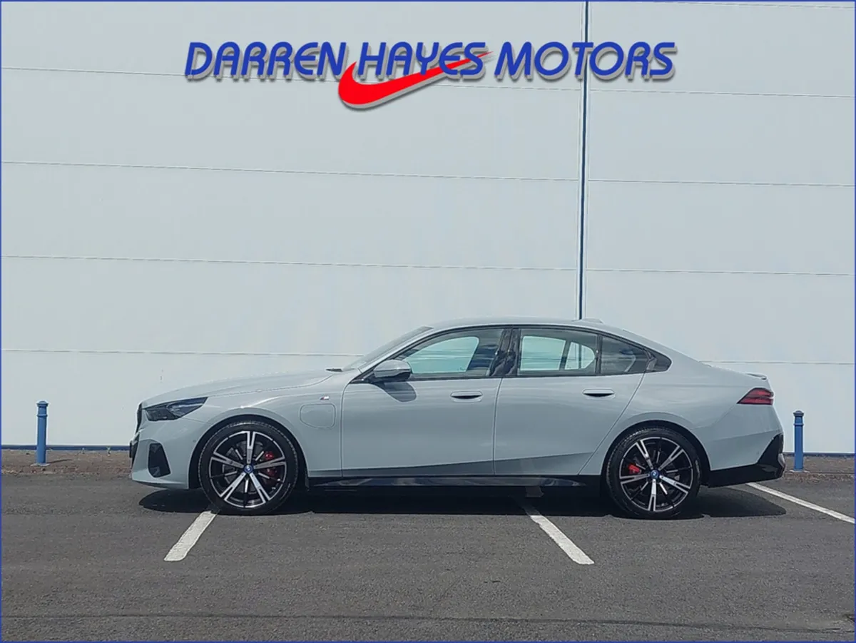 BMW 5-Series M SPORT PRO AUTO - Image 4