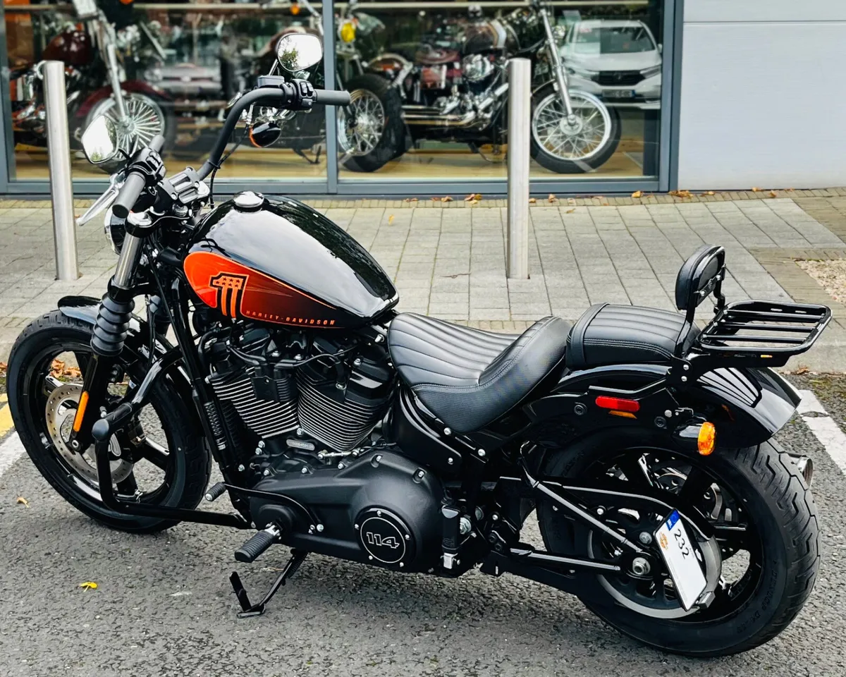 HARLEY-DAVIDSON STREET BOB - Image 4