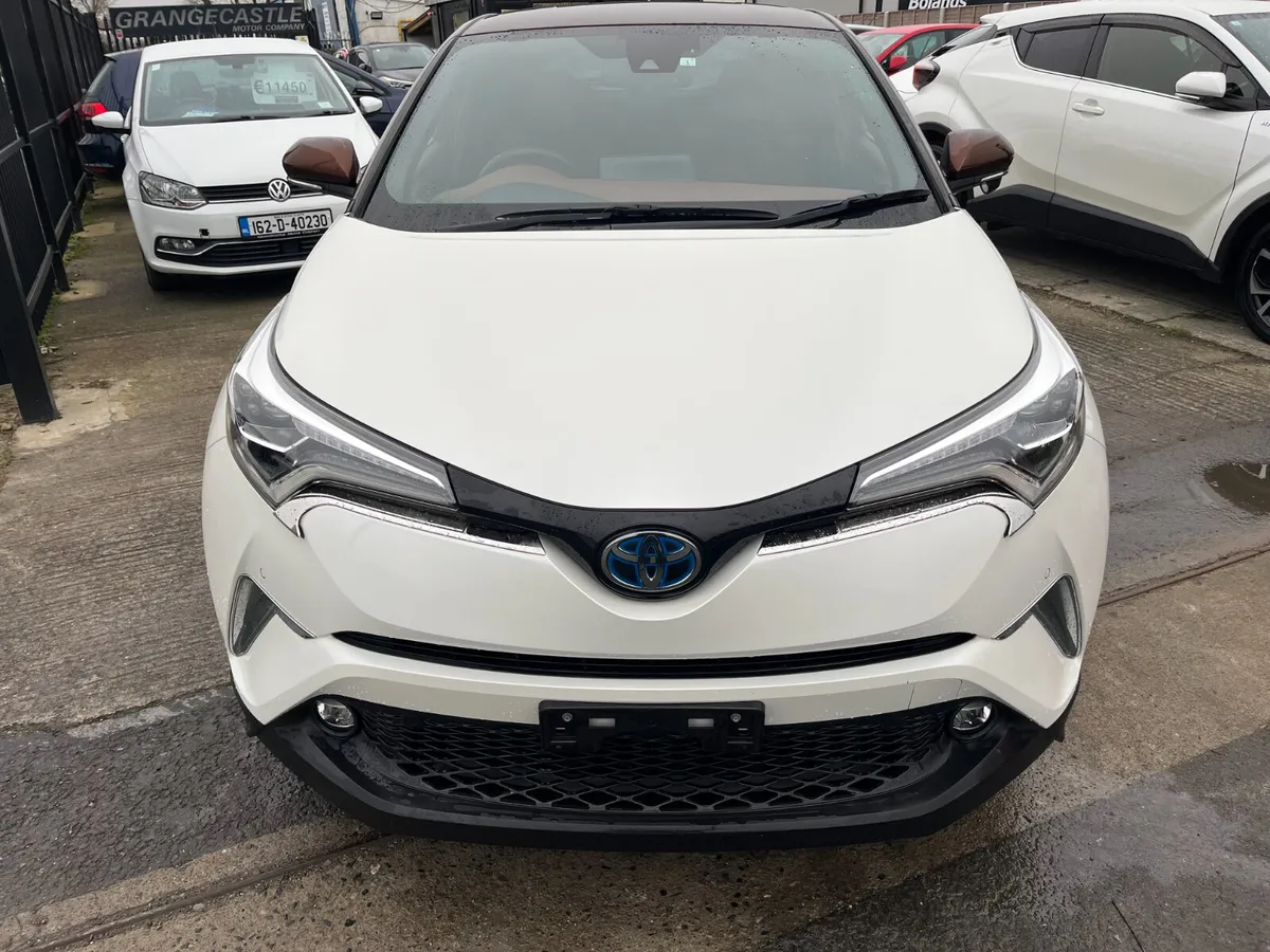 TOYOTA C-HR 2019, 1.8 HYBRID AUTO LOW KM CAR PLAY - Image 2