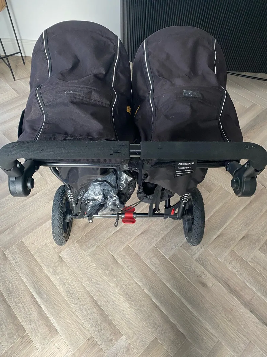 out n about v4 - Image 3