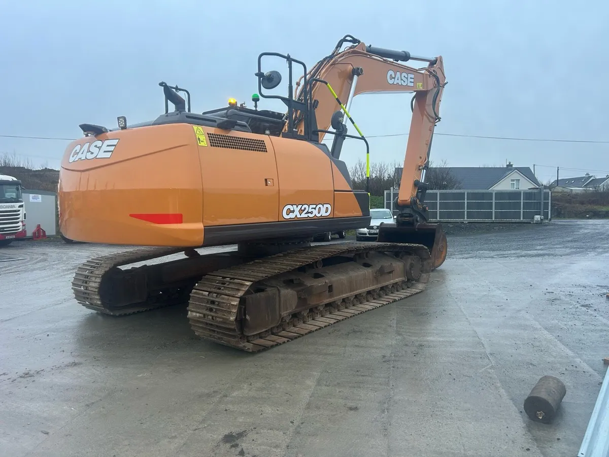 ✅Case CX250D 📞 - Image 1