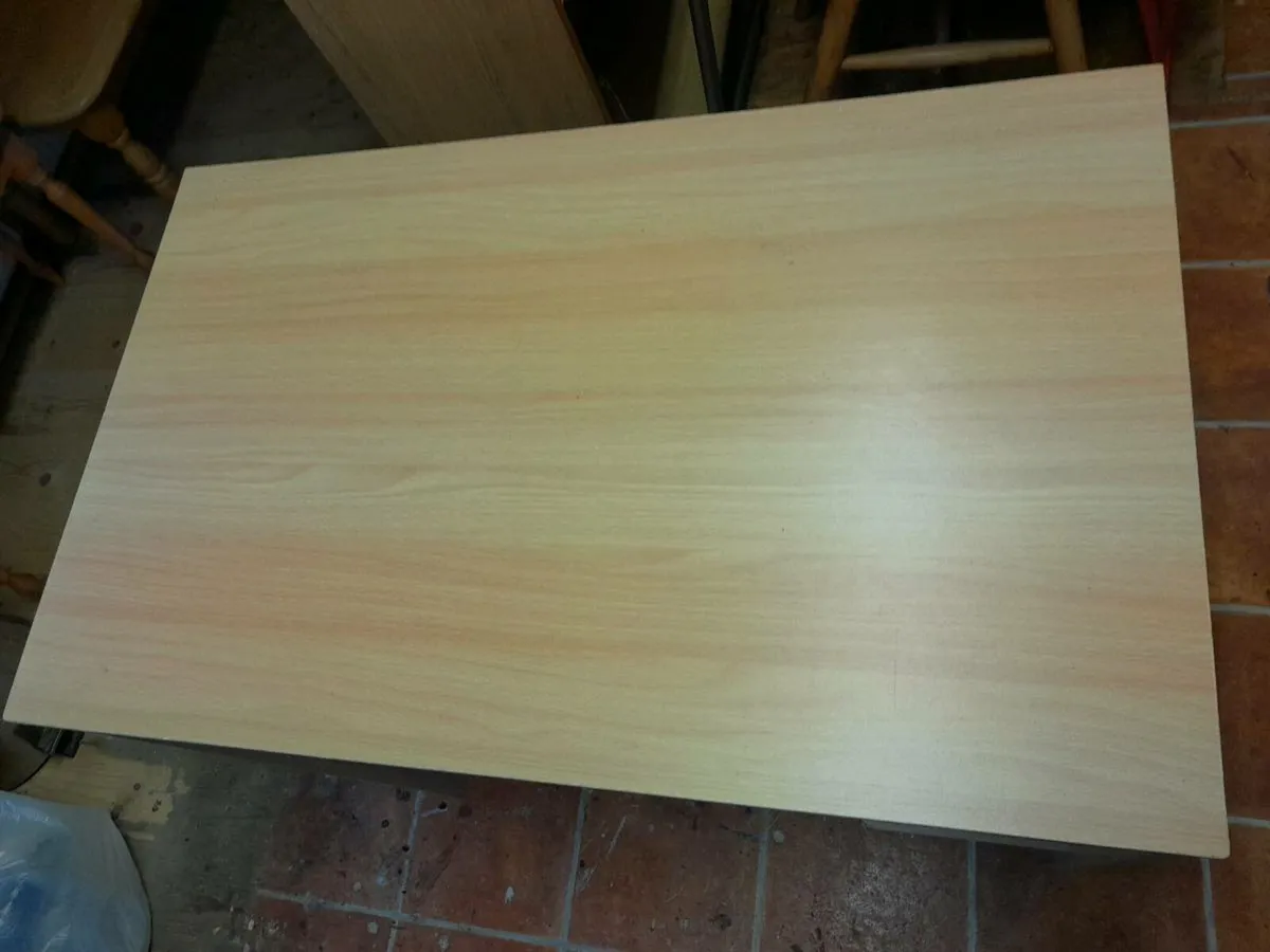 Computer desk - Image 3