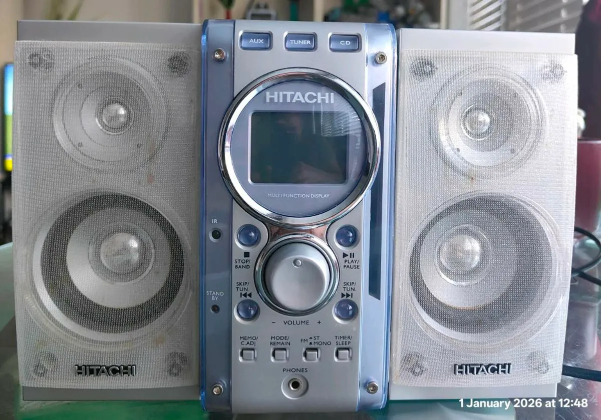 Micro hifi music system - Image 1