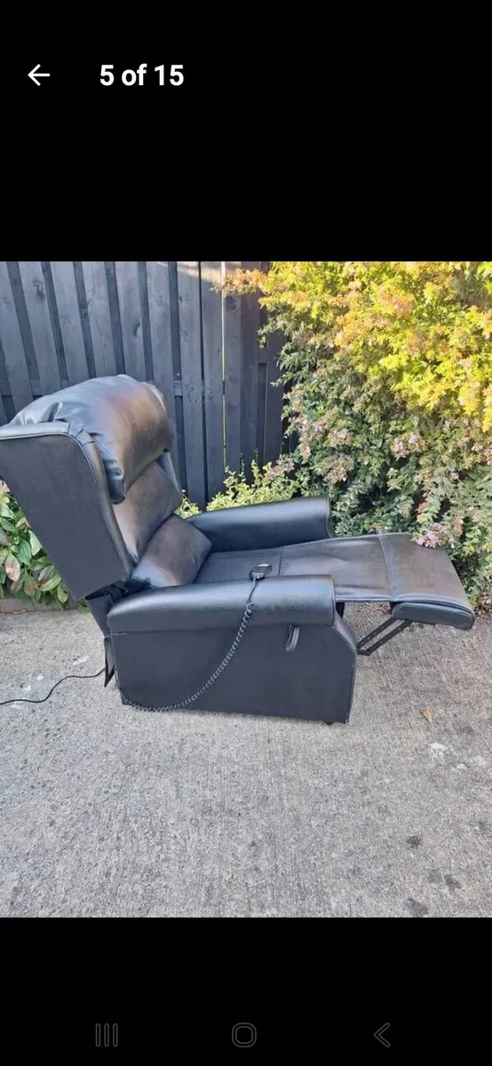 Riser / recliner electric armchair - Image 3