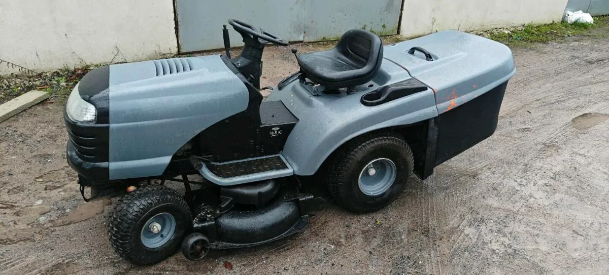 Craftsman ride on mower 18.5hp - Image 1