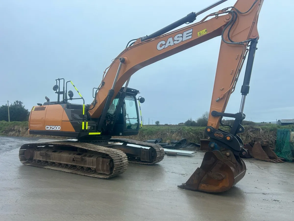 ✅Case CX250D 📞 - Image 3