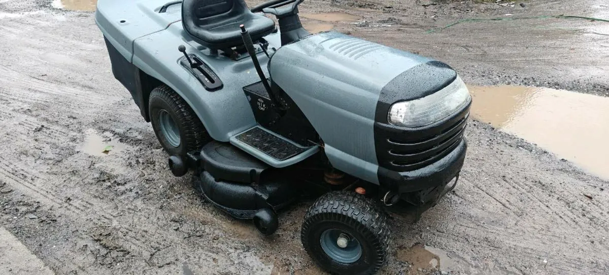 Craftsman ride on mower 18.5hp - Image 4