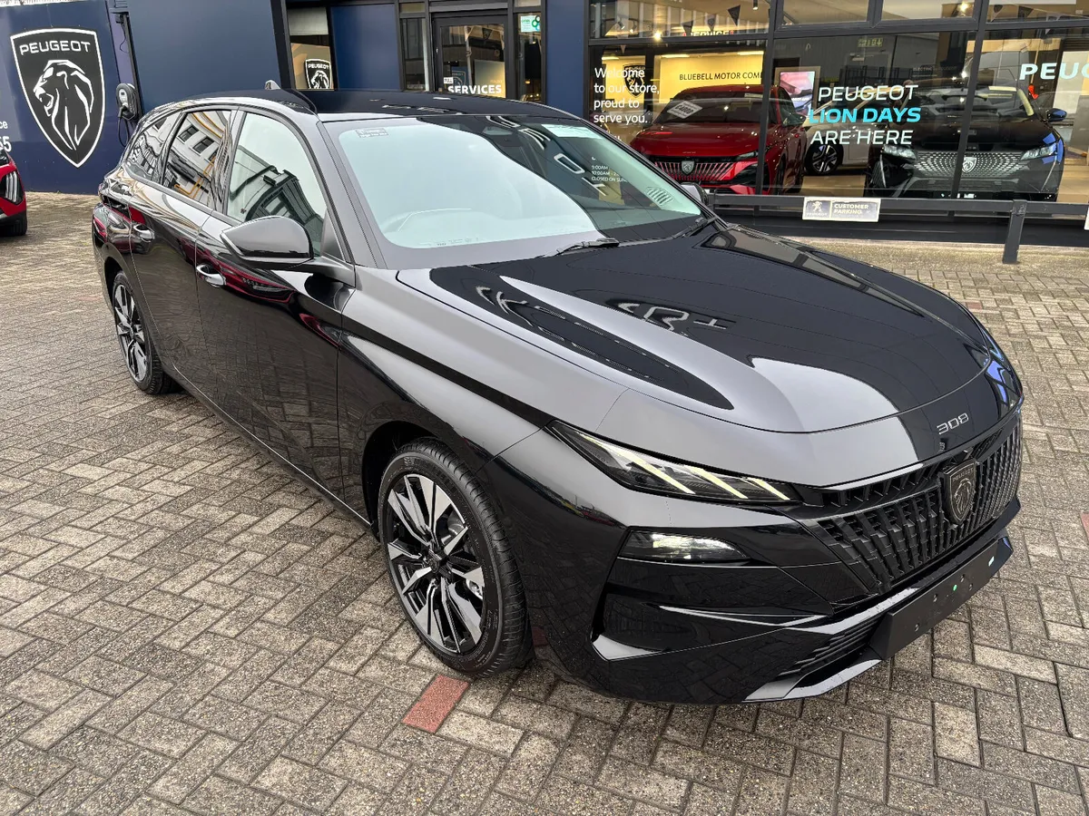 2026 Peugeot 308 SW Allure Hybrid - Image 1