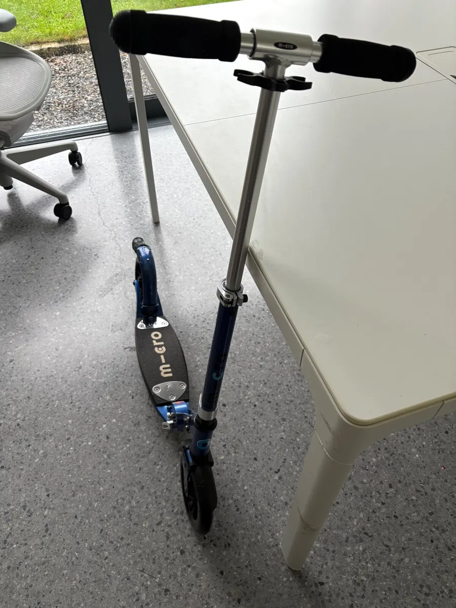 Adult Micro Scooter - Image 2