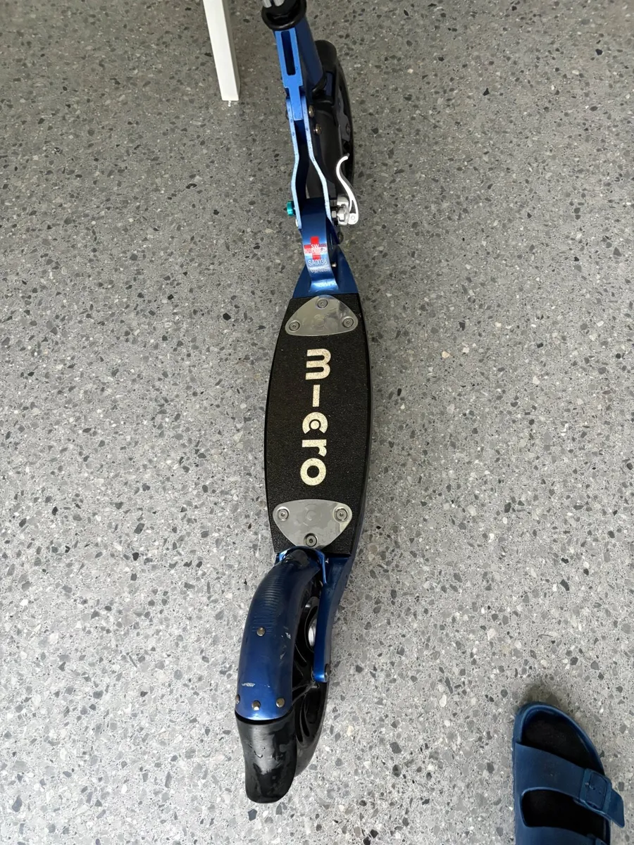 Adult Micro Scooter - Image 3