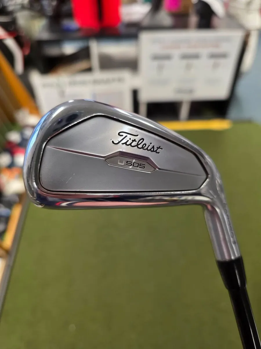Titleist U505 Forged 1 Iron - Image 1