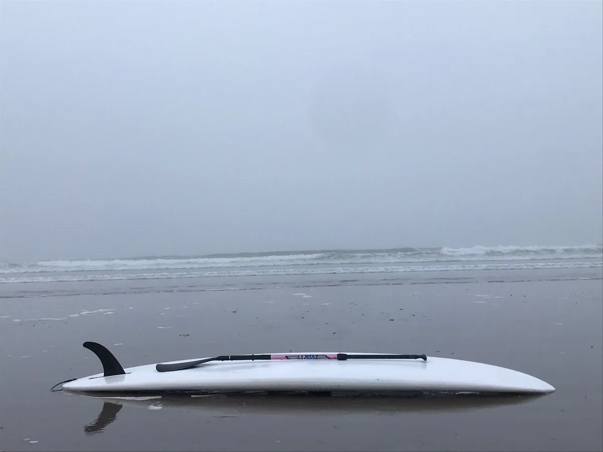 BIC paddle board - Image 1