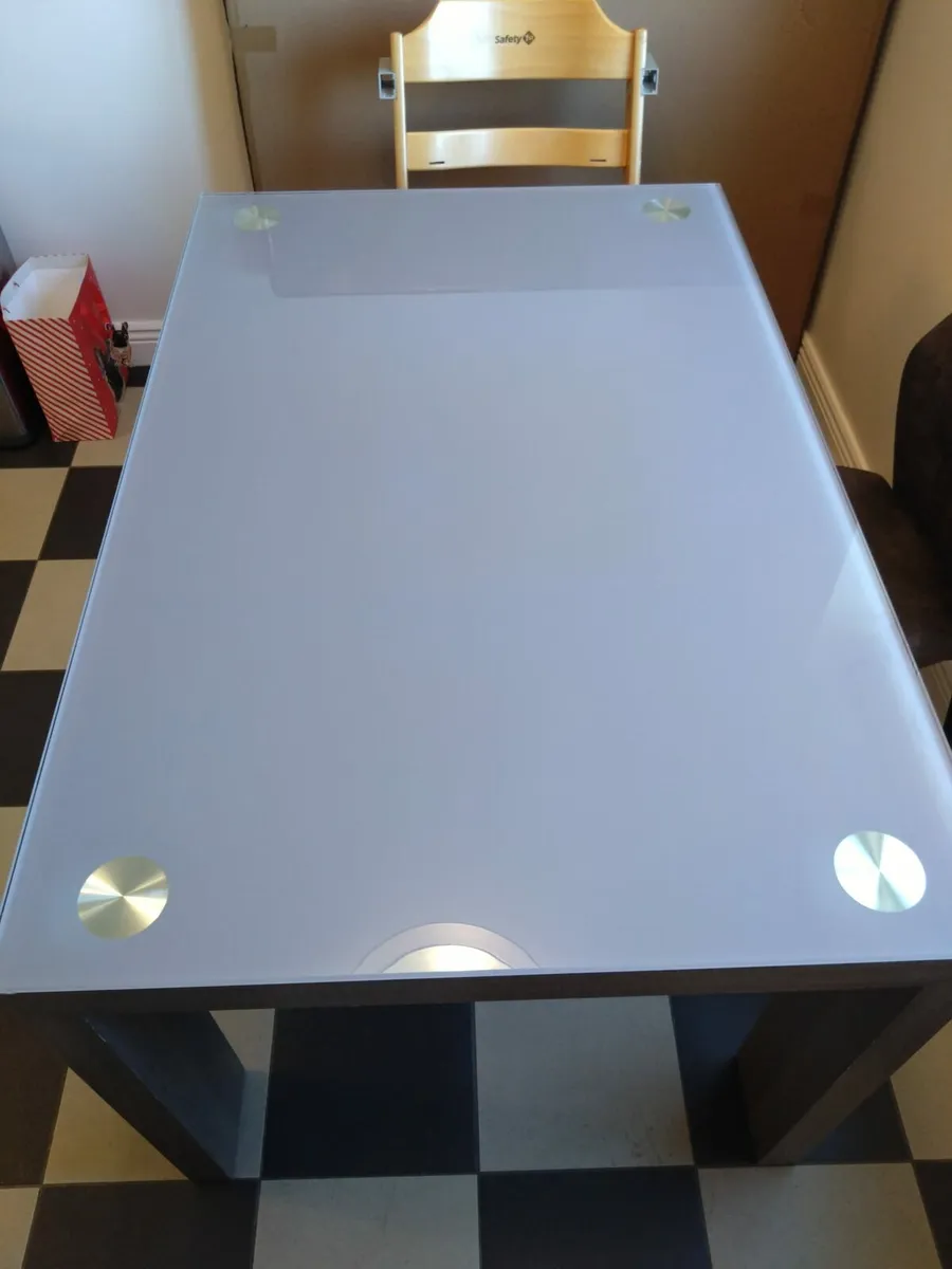 Kitchen table - Image 3