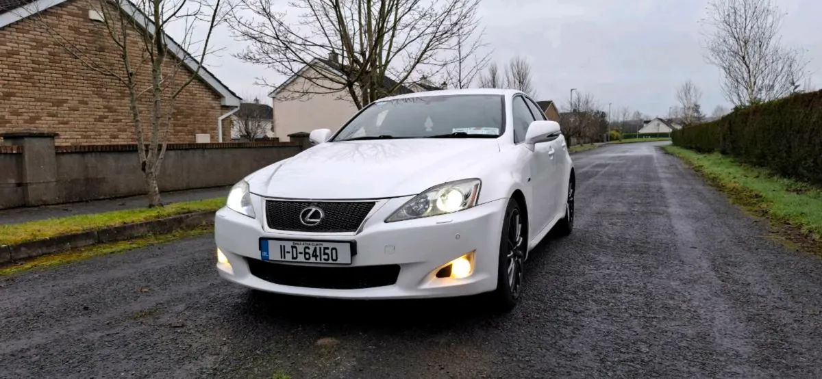 Fsport Lexus is250 nct auto - Image 3