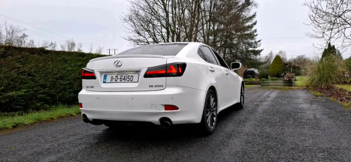 Fsport Lexus is250 nct auto - Image 1