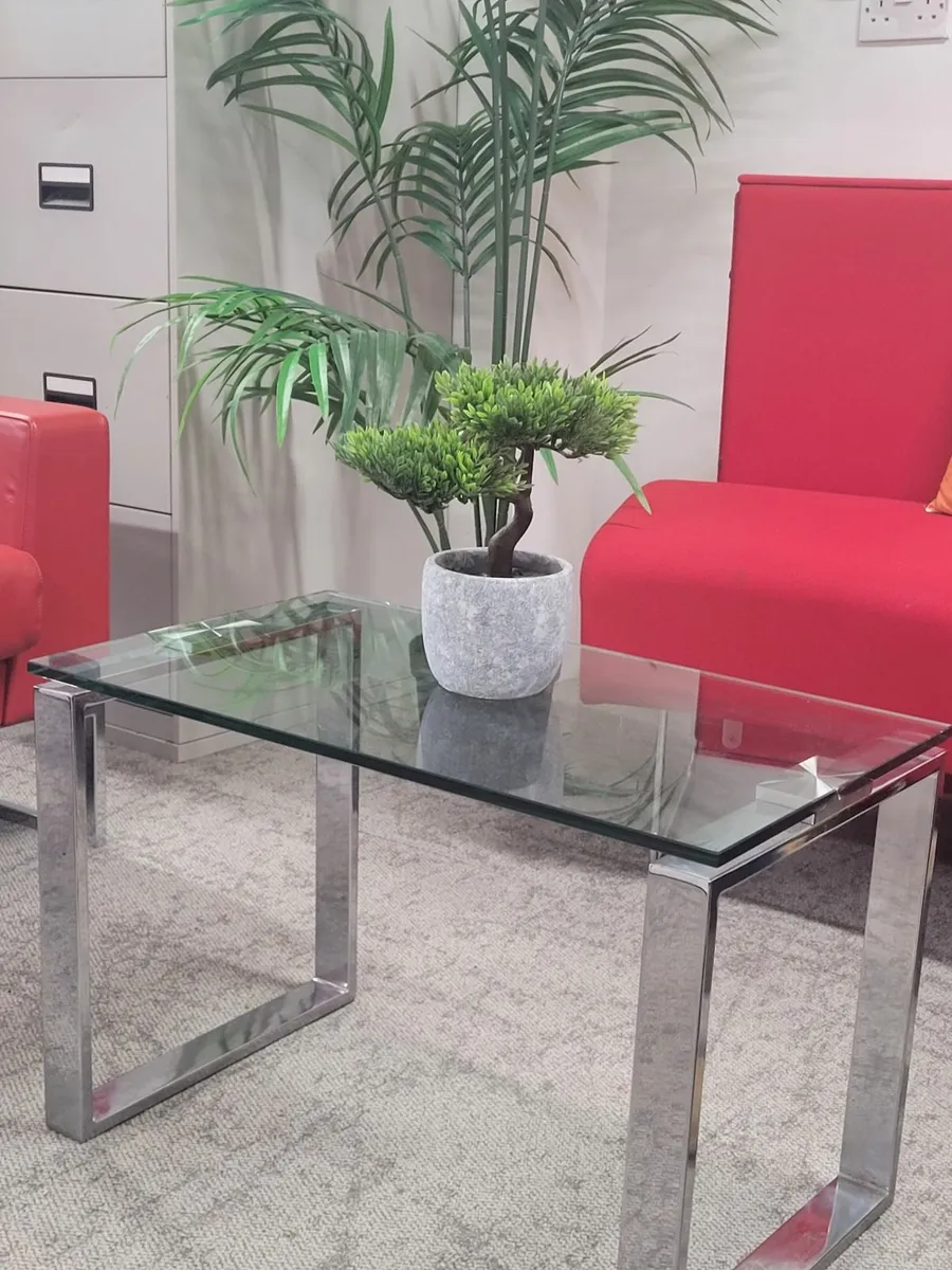 Reception: Coffee Tables, Sofas, Armchairs - Image 2