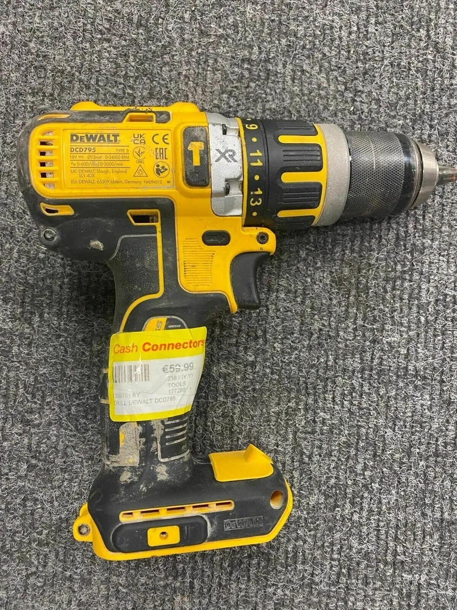Dewalt Drill DCD795 - Image 2
