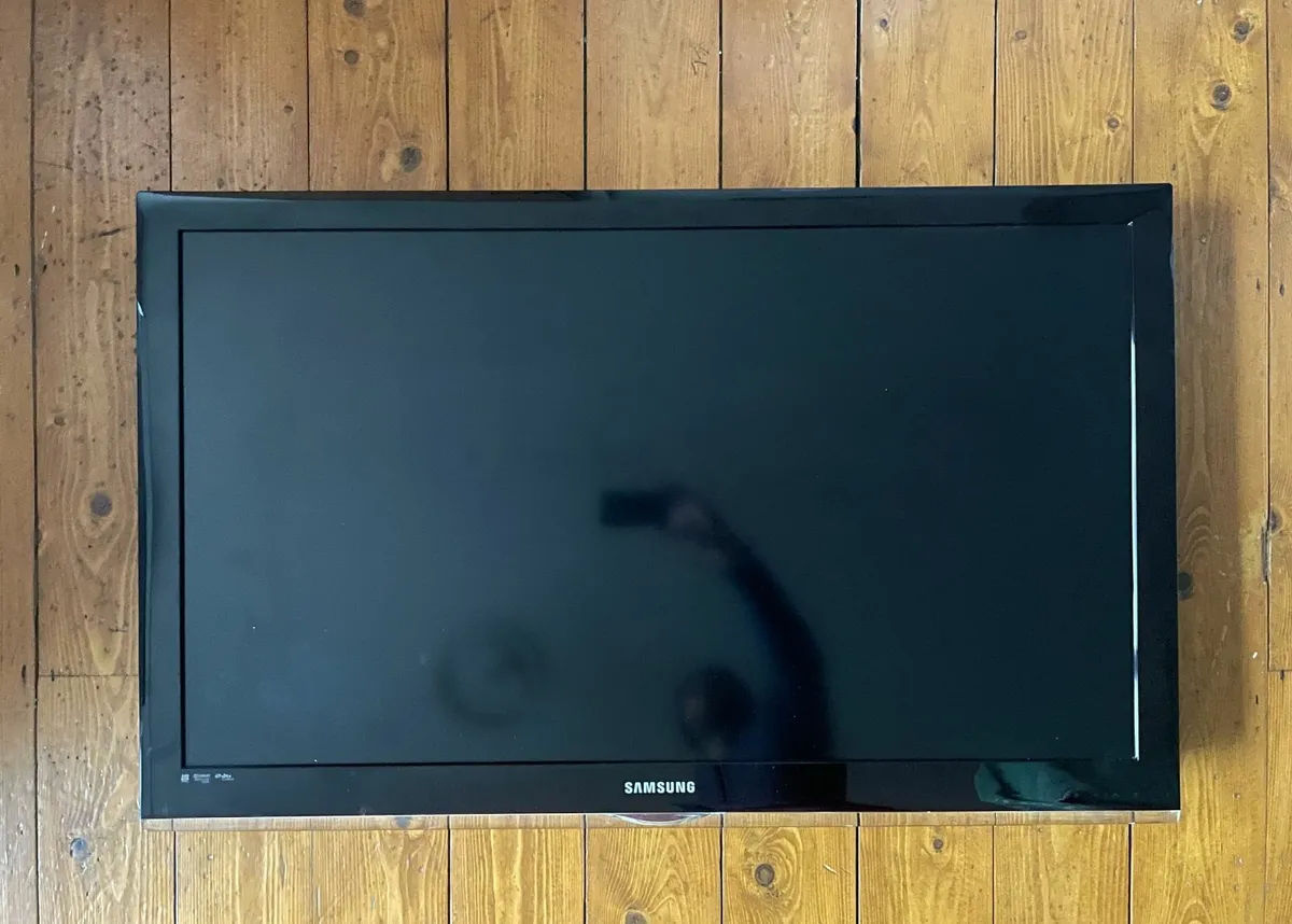Samsung Le40c530 - 40" Lcd Tv - Image 1