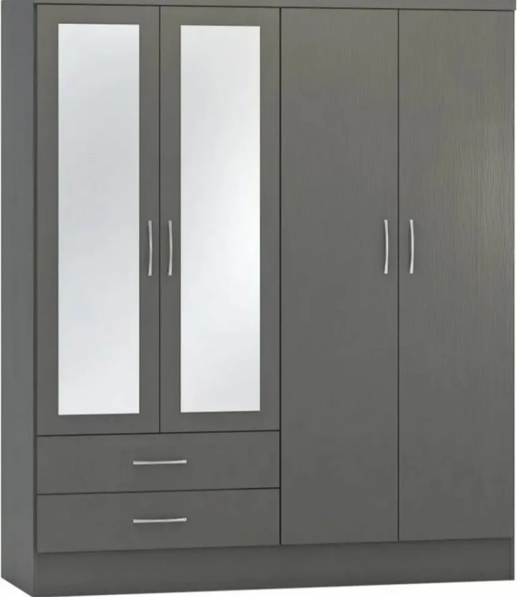 Nevada 4 Door 2 Drawer Mirrored Wardrobe - Image 3