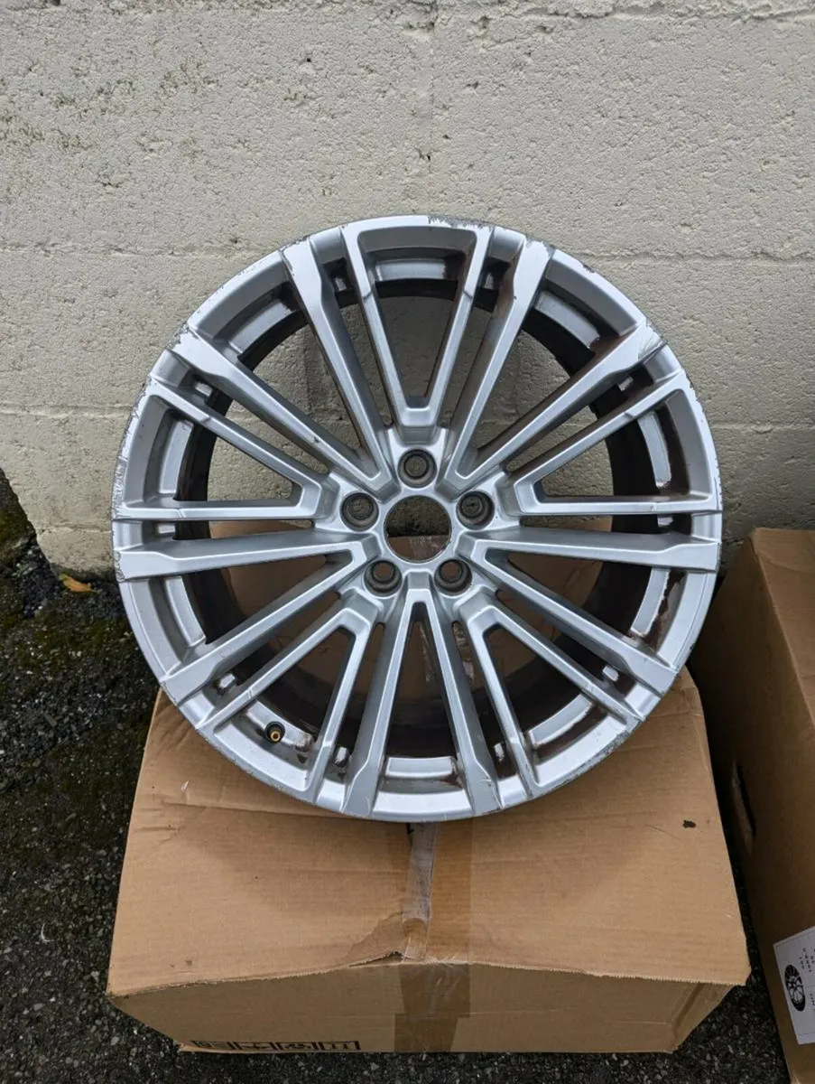 4 x Audi A6 Alloys - Image 4