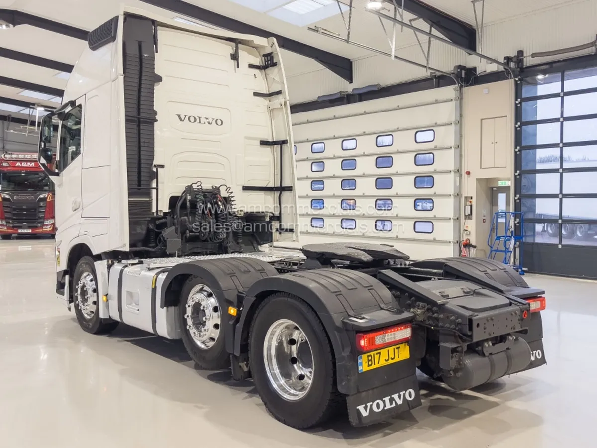 2023 (72) VOLVO FH 460 GLOBETROTTER XL 6X2 MIDLIFT - Image 3