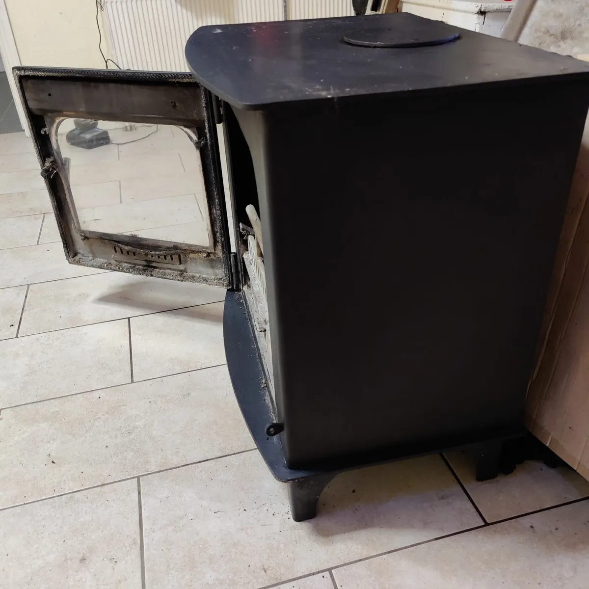 Boru 30kW stove with back boiler - Image 3