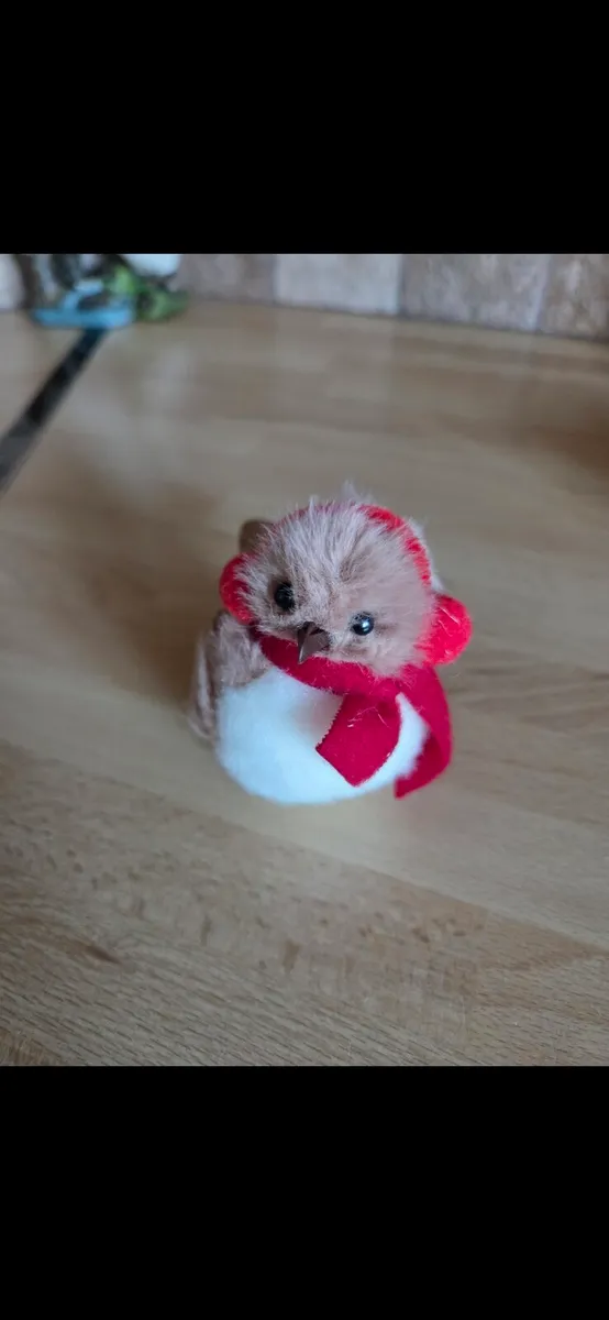 Christmas tree and decorations - Image 4