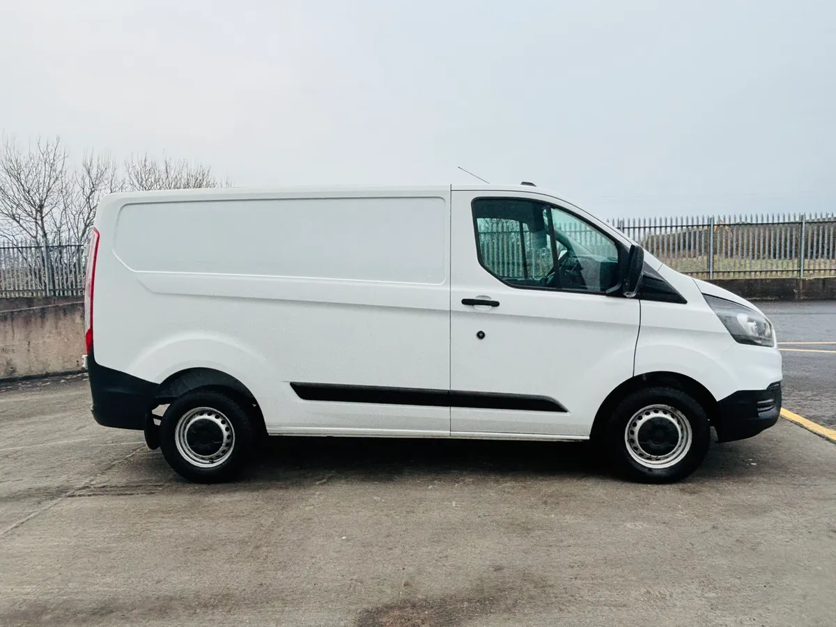 211 Ford Transit Custom 2.0 €13,950 + VAT - Image 4