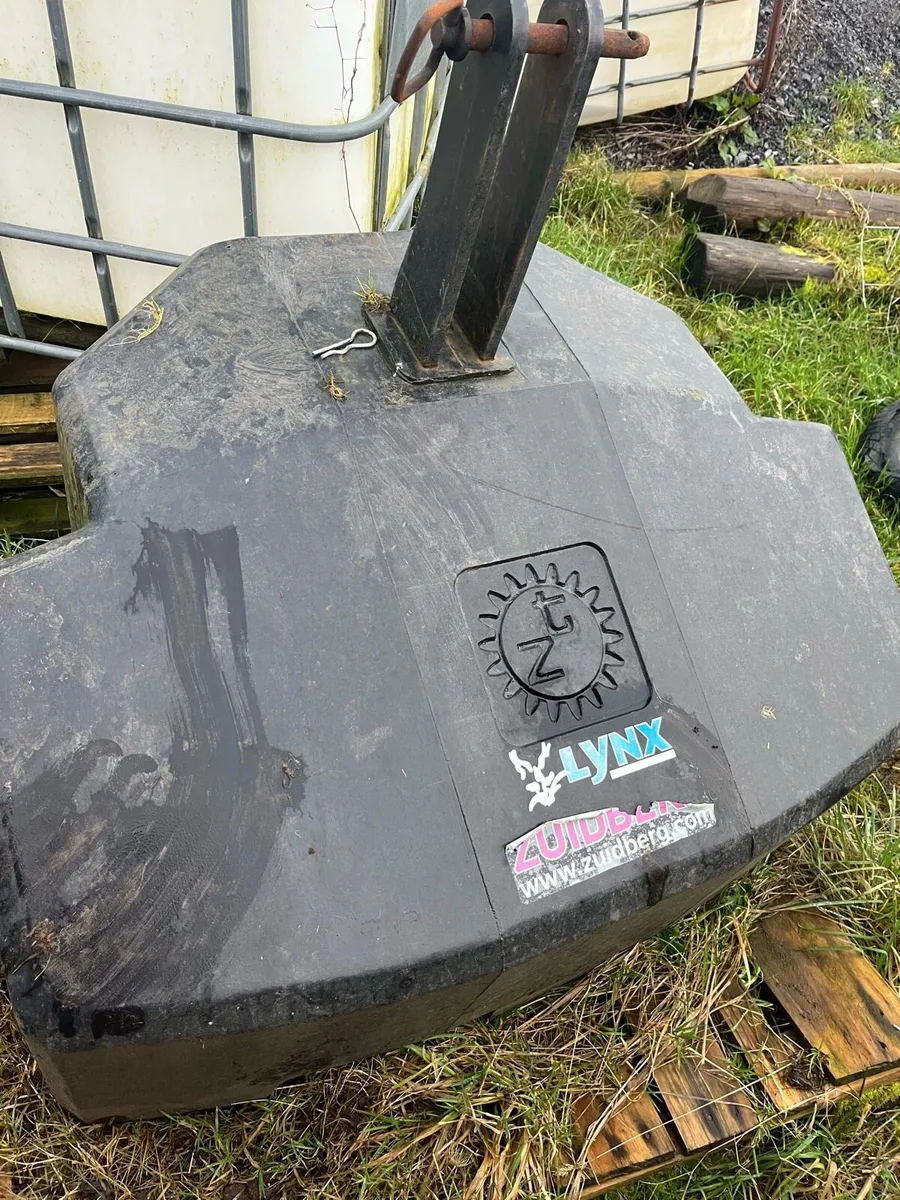 Zuidberg tractor weight - Image 1