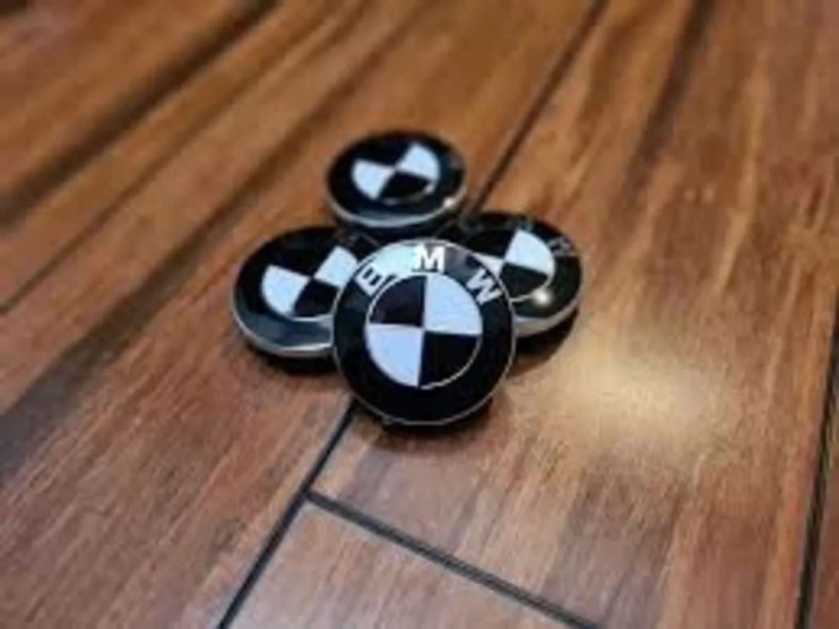 Set of 4 x BMW Centre 68mm Caps (Black/White) 1/3/