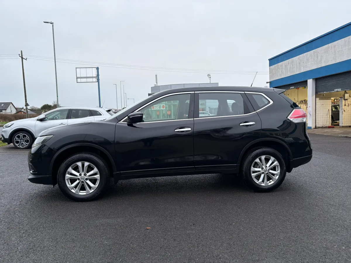 Nissan X-Trail 2015//EXCELLENT CONDITION - Image 3