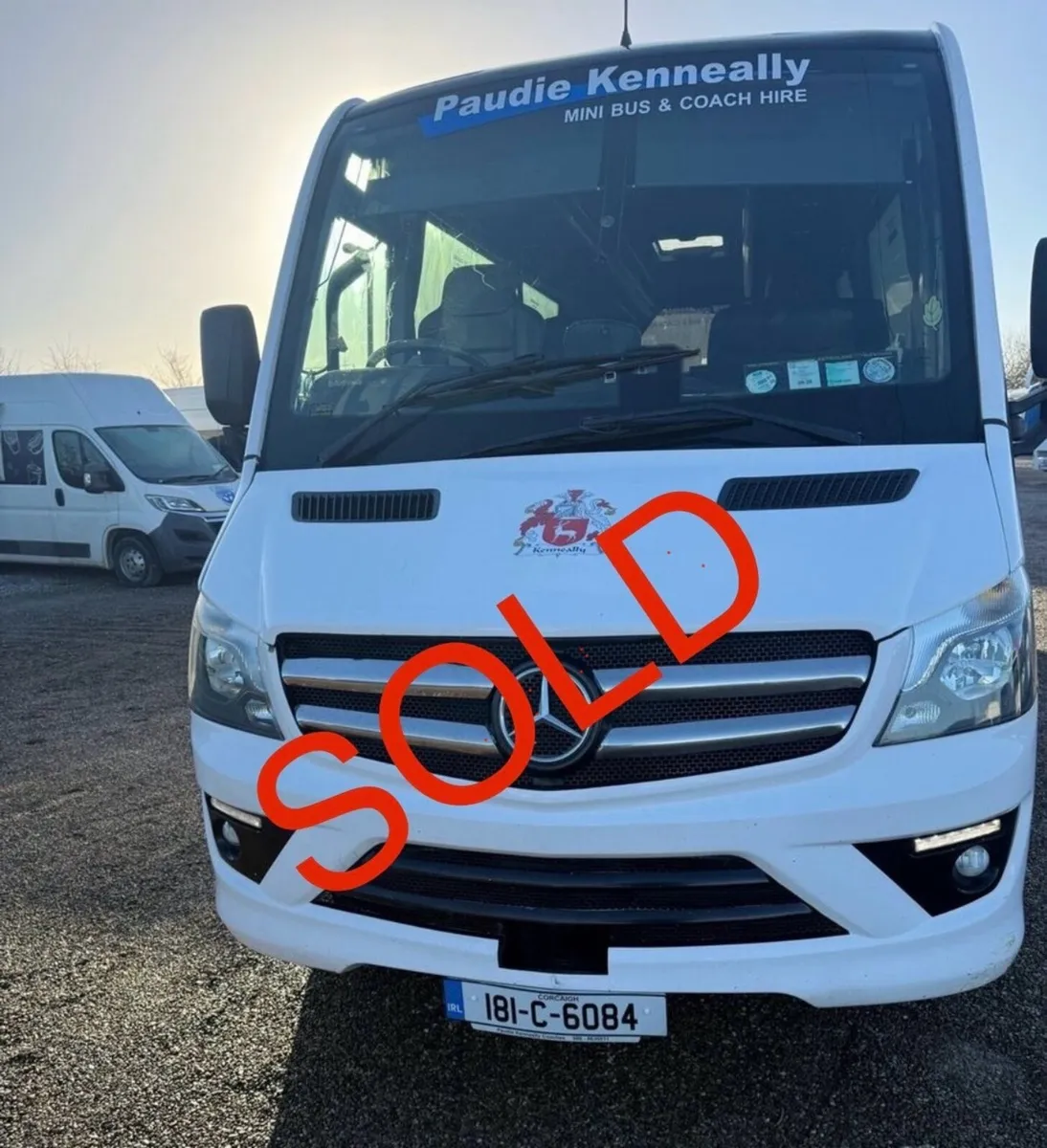 Buses & coaches - Image 1